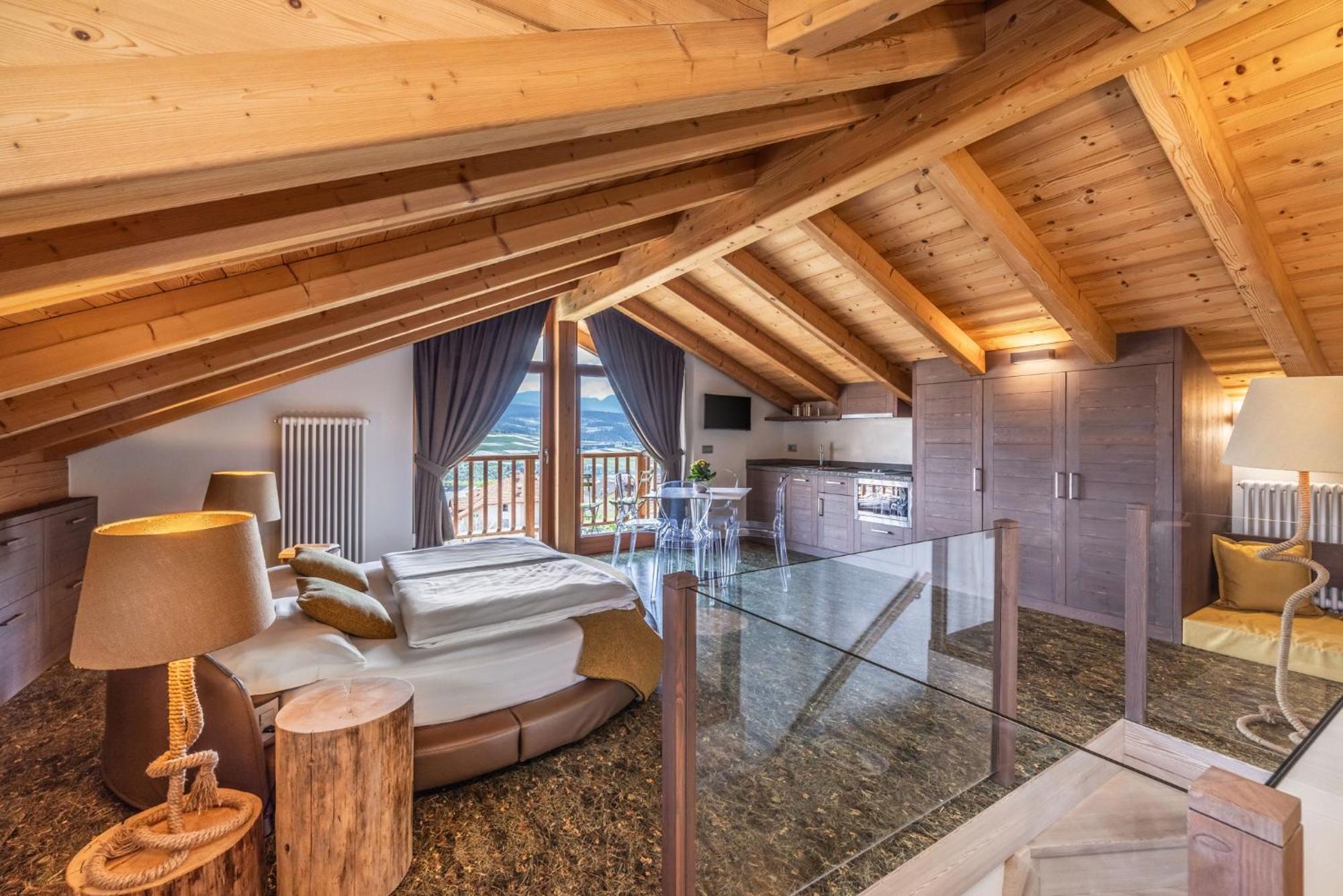 Horse House Bed & Breakfast Romallo Exterior photo